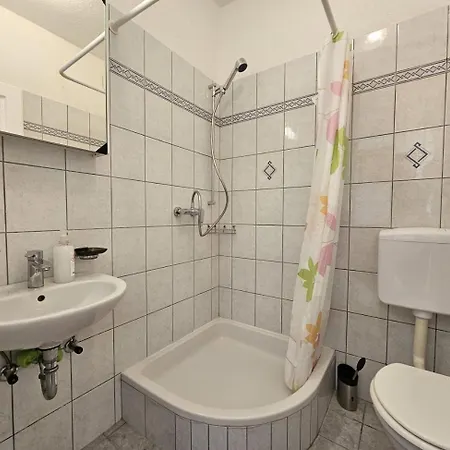 Keti 2 Nv - With Terrace Apartman *